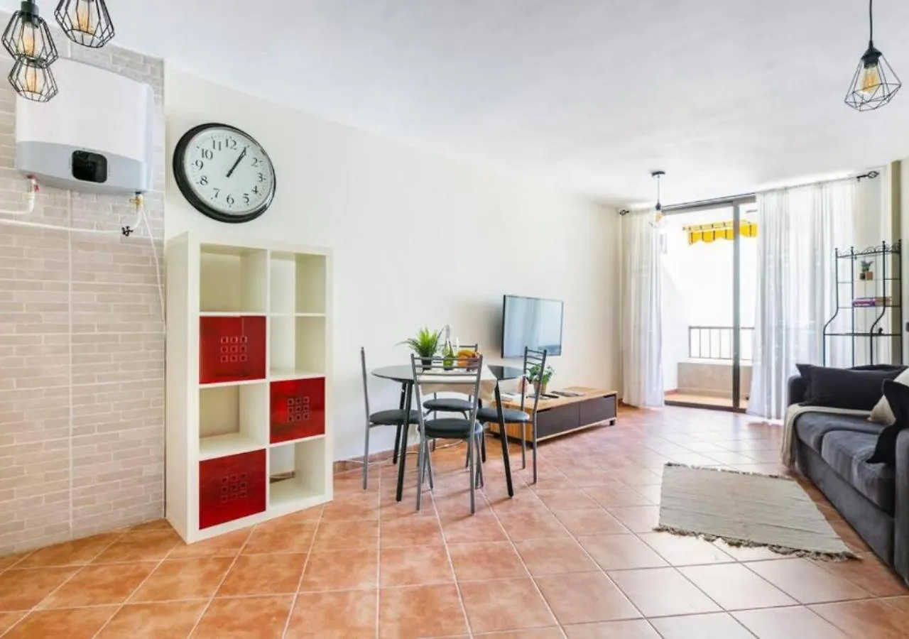 Cosy Apartment In Los Cristianos 5Min To The Ocean 0*, Los Cristianos (Tenerife) Spain